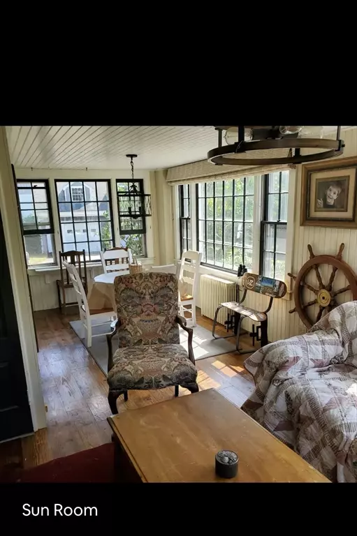 Plymouth, MA 02360,47 Clifford St