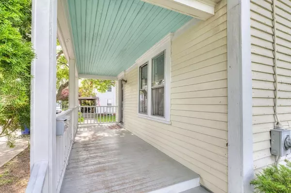 Warren, RI 02885,15 Greene St