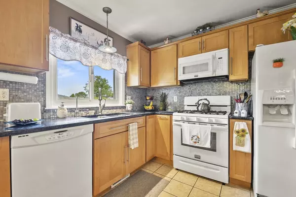 New Bedford, MA 02740,16 Templeton St.