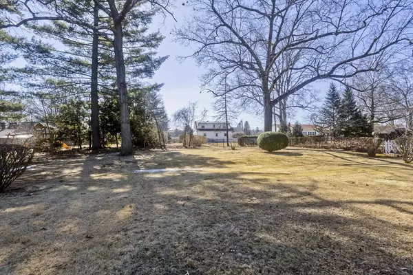 Westfield, MA 01085,20 Southgate Ave