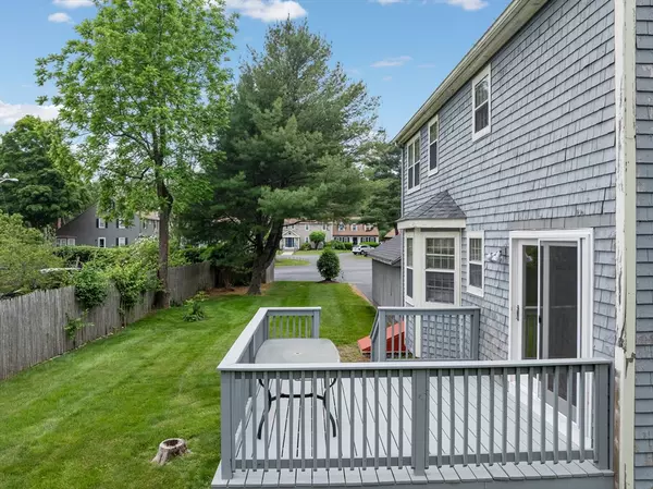 Stoughton, MA 02072,19 Camelot Ct #19