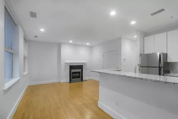 Boston, MA 02116,140 Boylston St. #8