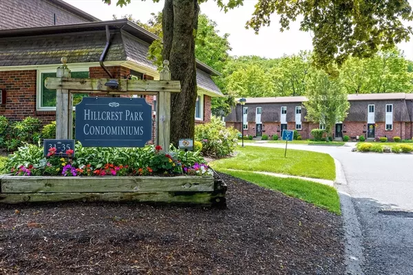 South Hadley, MA 01075,14 Hillcrest Park #14