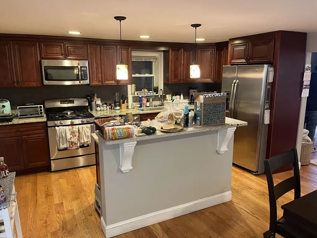 Boston, MA 02127,219 Bolton St #219
