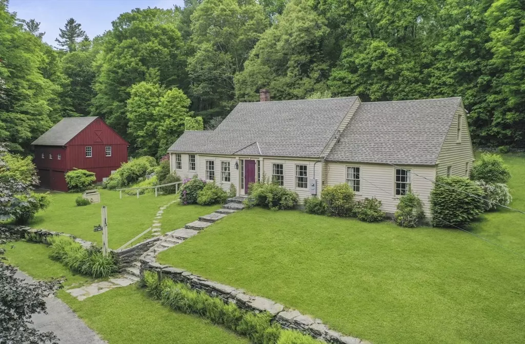 Boylston, MA 01505,30 School Street