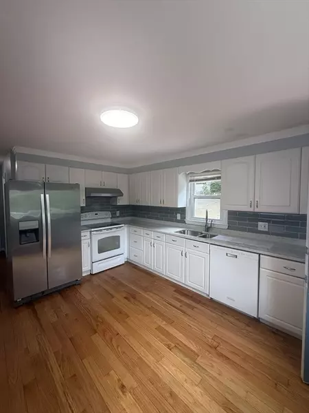 25 Moon Rd, Lynn, MA 01901