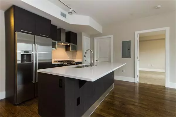 10 St. George Street #505, Boston, MA 02118