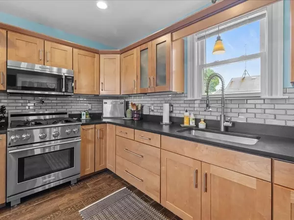 Winthrop, MA 02152,10 Ocean Ave