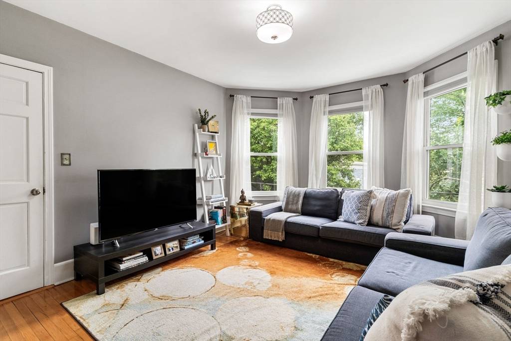 79 Tremont St #3, Cambridge, MA 02139