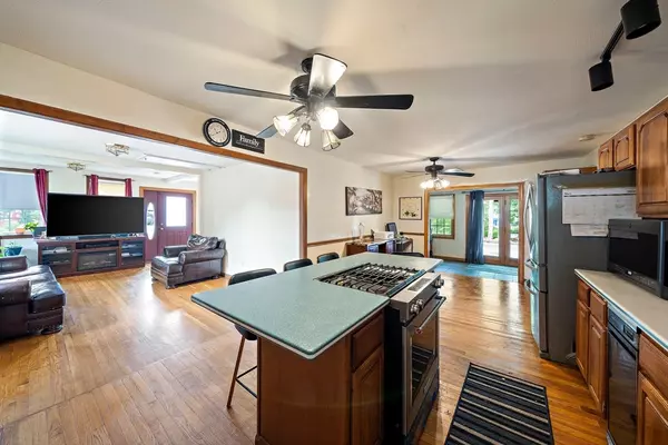 Randolph, MA 02368,58 Woodlawn Rd