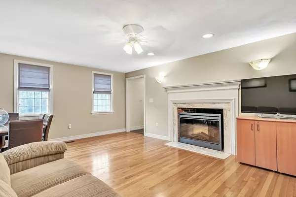 Lexington, MA 02421,128 Worthen Road