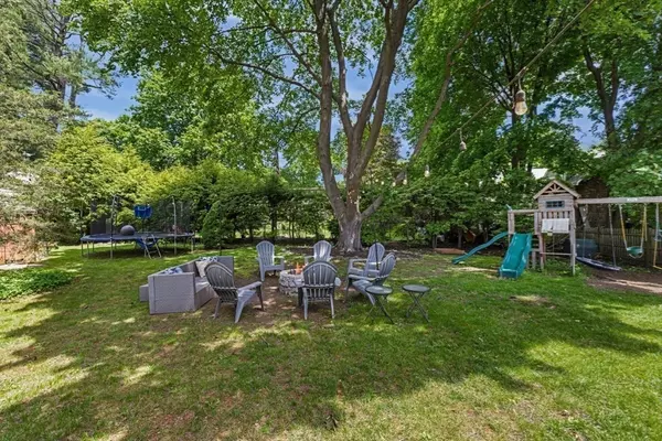 Lynnfield, MA 01940,37 Howard Avenue