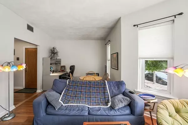 Boston, MA 02135,1427 Commonwealth Avenue #201