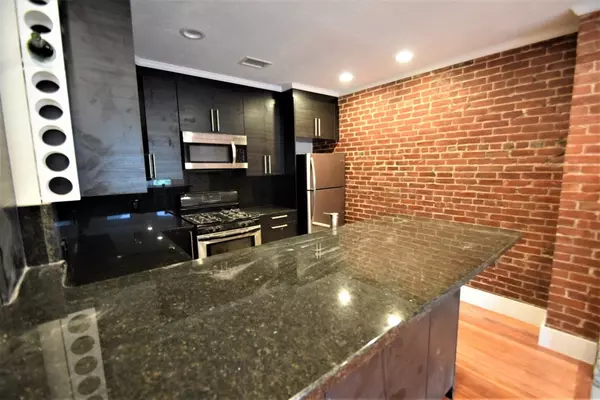 Brookline, MA 02446,1616 Beacon #2