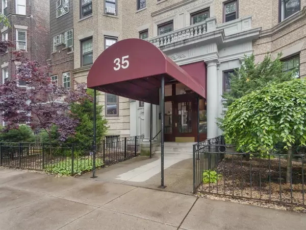 35 Queensberry St. #10, Boston, MA 02215