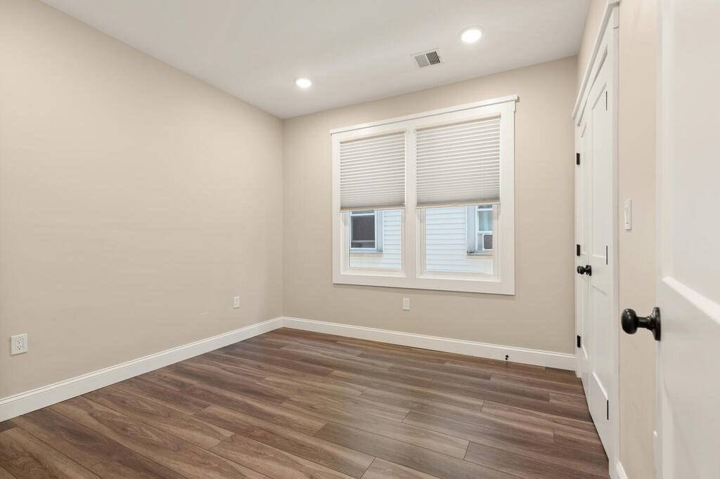 Boston, MA 02127,701 E 2nd Street #3