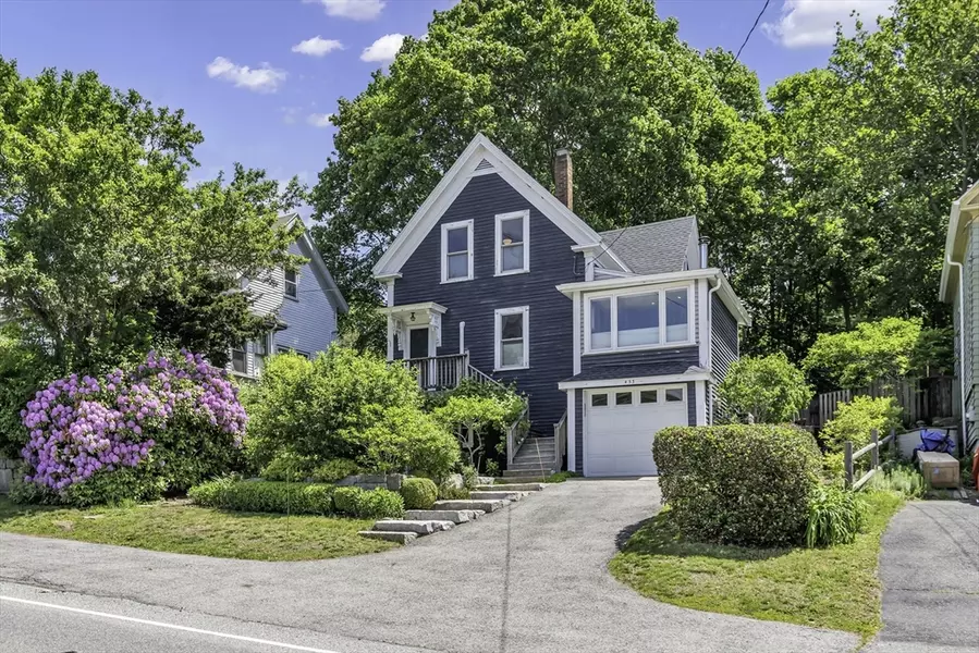 453 Washington Street, Gloucester, MA 01930