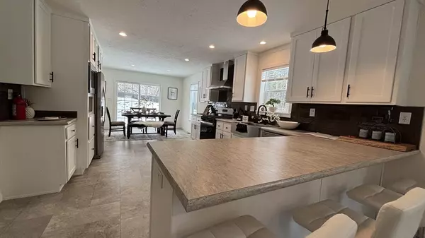 Sturbridge, MA 01566,6 Berry Farms Road #6