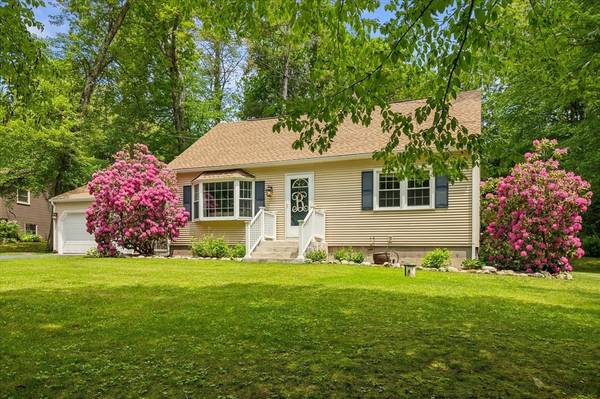 Southwick, MA 01077,24 S Loomis St