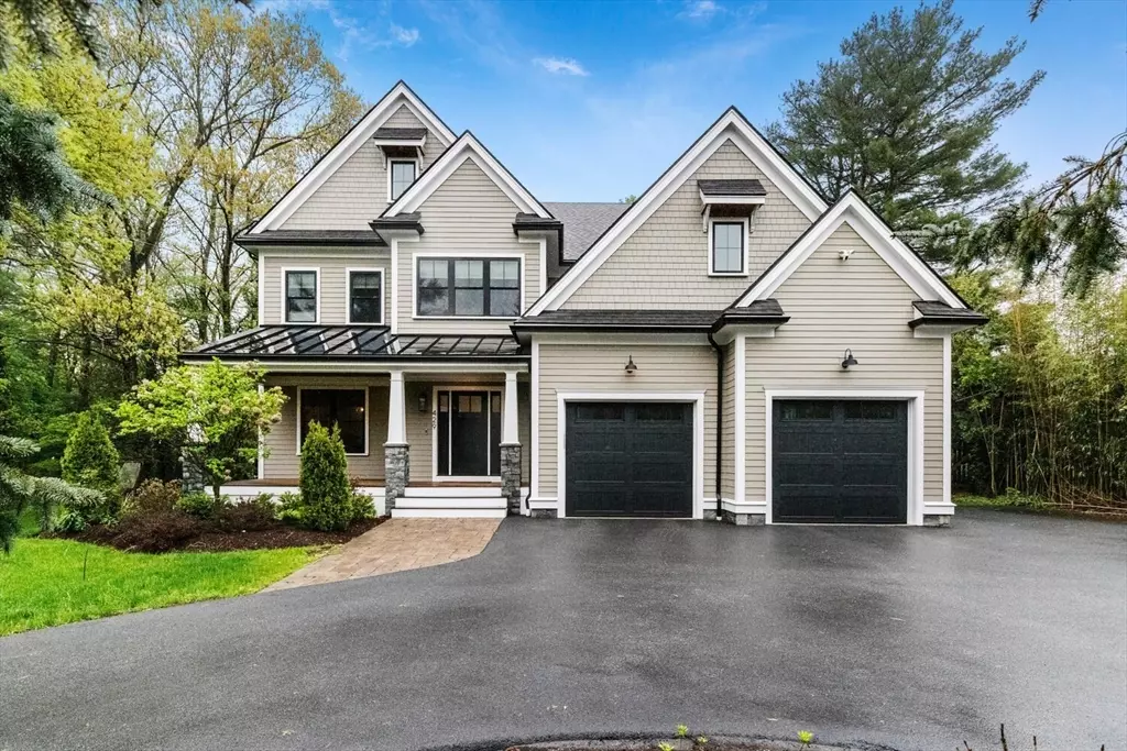Lexington, MA 02420,429 Lowell St