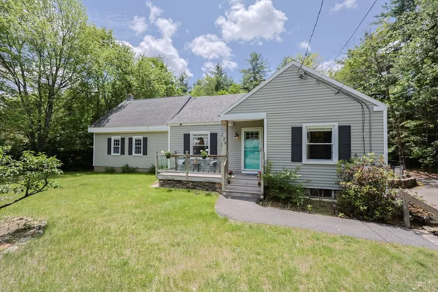 239 Highland St, Lunenburg, MA 01462