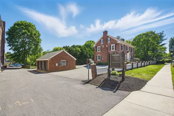 Andover, MA 01810,6 Windsor St