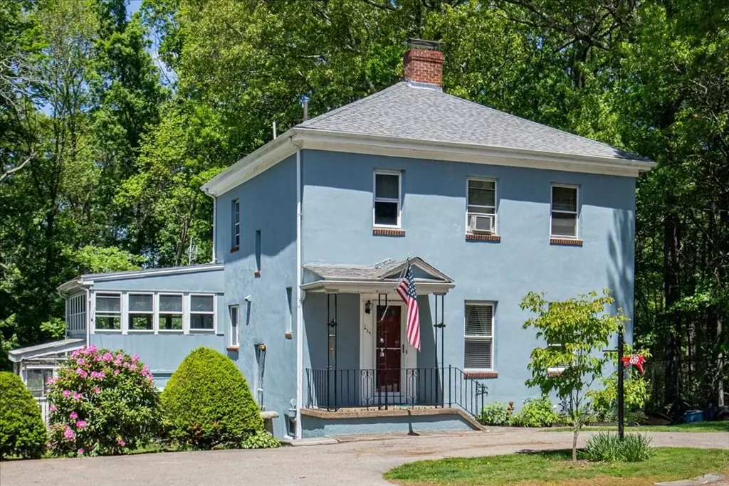 Walpole, MA 02032,639 Washington St