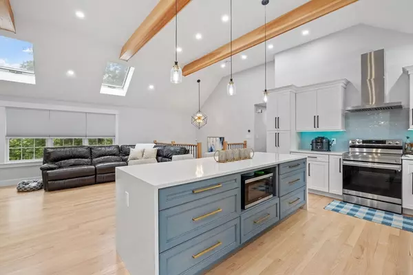 Ashland, MA 01721,18 Rodman Rd