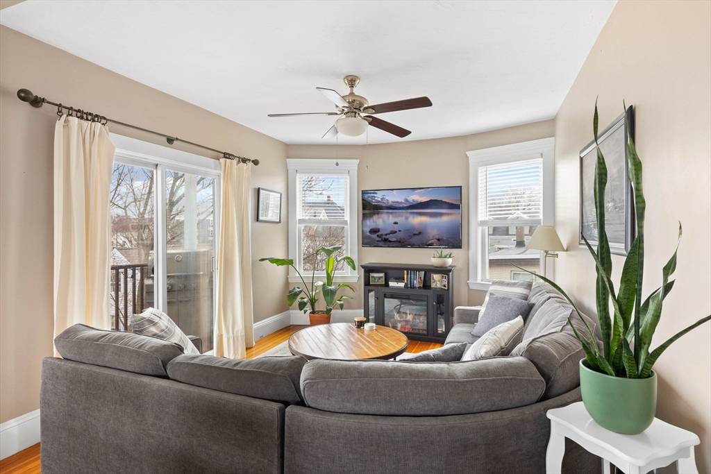 Boston, MA 02122,372 Adams St #3