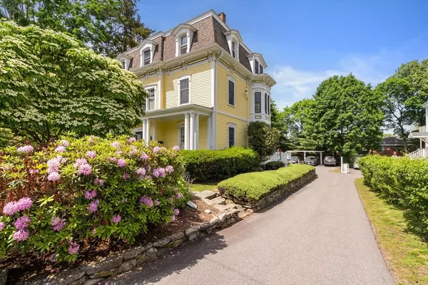 Newton, MA 02466,19 Woodbine Street #B