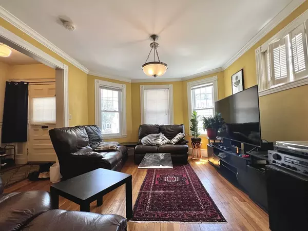 Boston, MA 02135,22-24 Burton St. #22