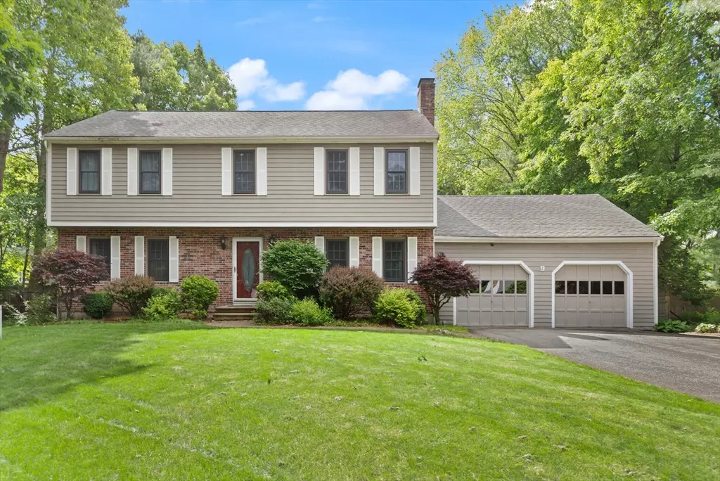 Framingham, MA 01701,9 Arnold Rd