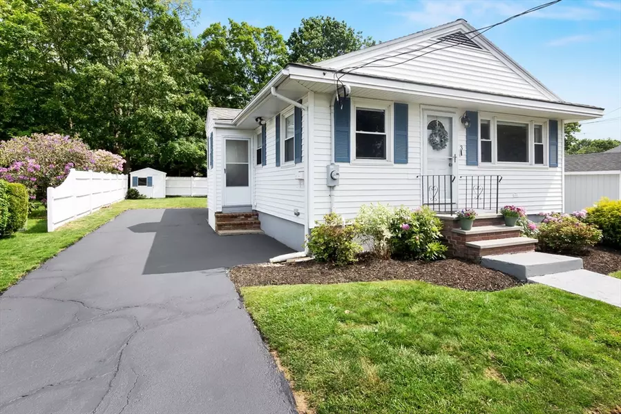 3 Garfield Ave, Danvers, MA 01923