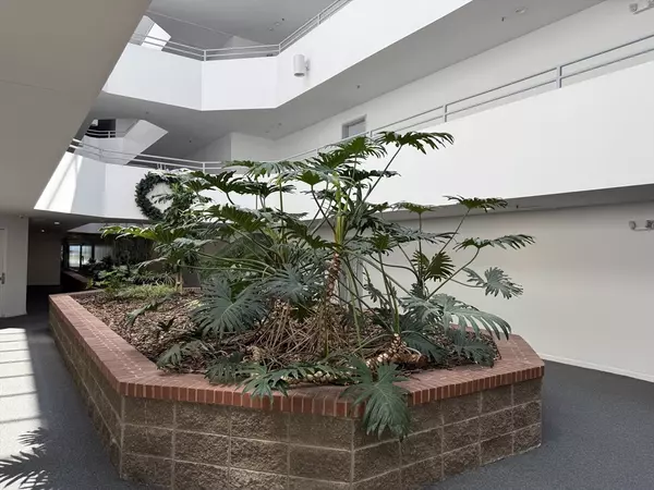 Revere, MA 02151,1 Carey Circle #201