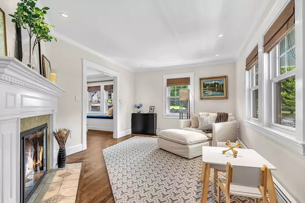 Needham, MA 02494,3 Thorpe Road