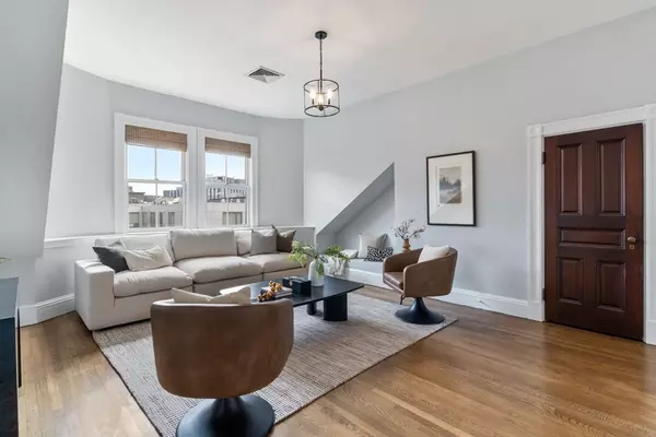 Boston, MA 02127,55 W Broadway #8