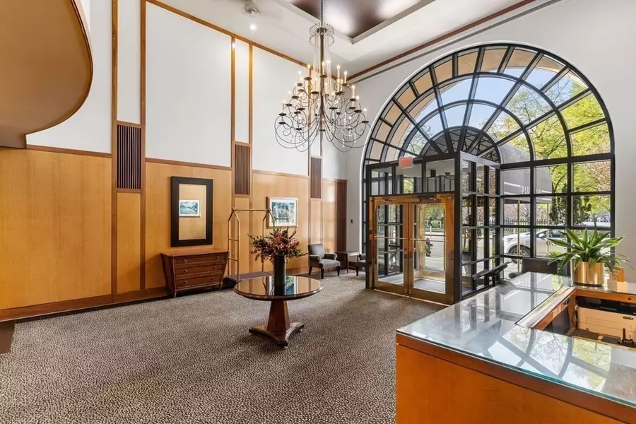 170 Tremont St #205, Boston, MA 02111