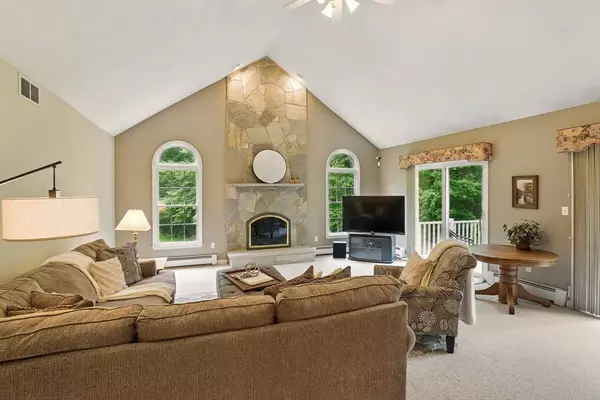 Bedford, MA 01730,7 Karen Dr