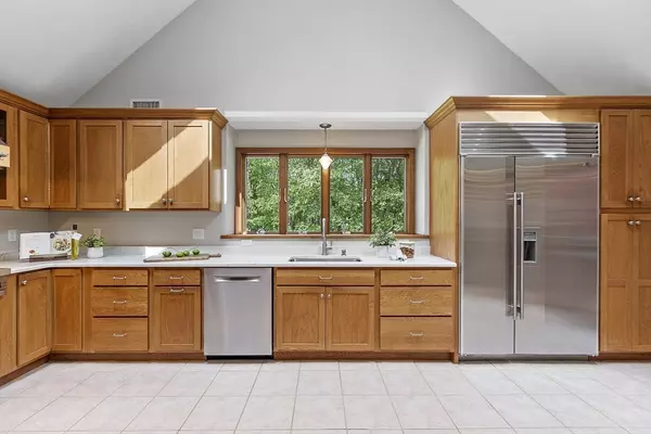 Chelmsford, MA 01824,2 Alcorn Road