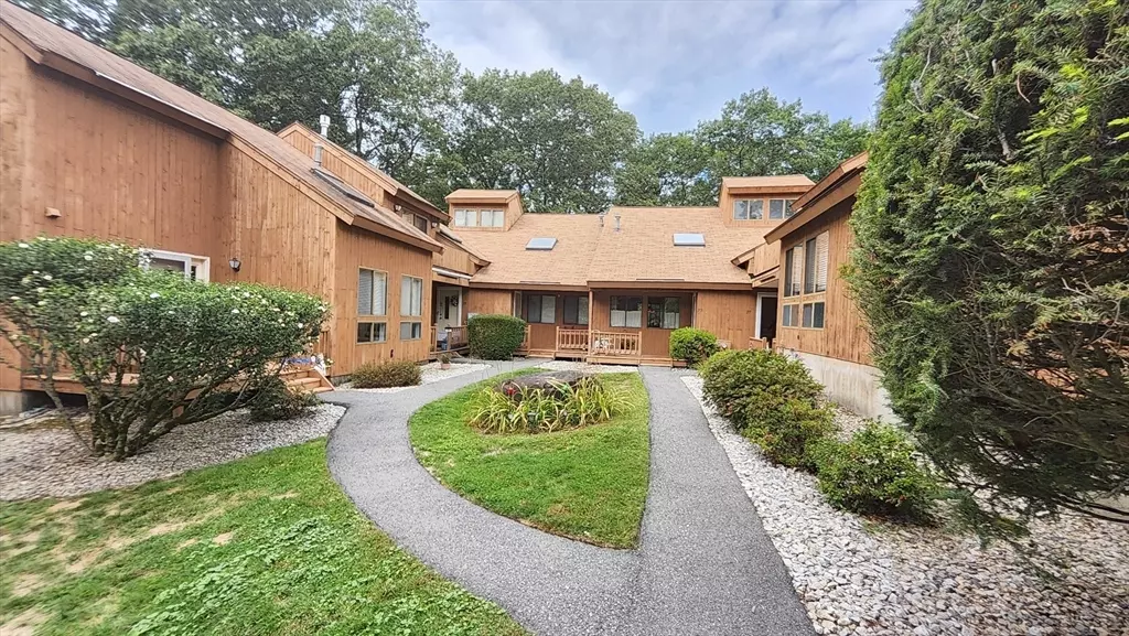 Haverhill, MA 01832,27 Littlefield Ct_ Bldg-37 #27