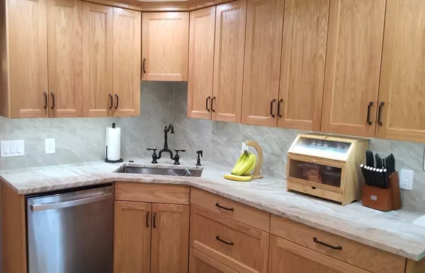 Haverhill, MA 01832,27 Littlefield Ct #37B