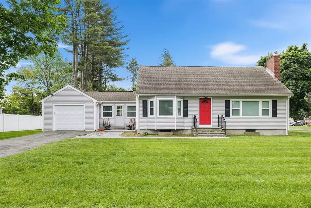 Springfield, MA 01129,24 Pearl Ln