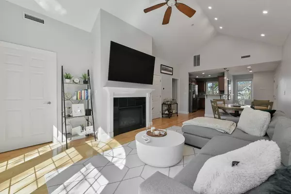 Wakefield, MA 01880,410 Salem St #707