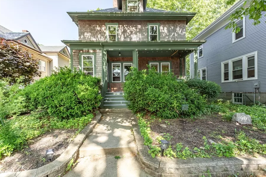 90 Rotch St, New Bedford, MA 02740