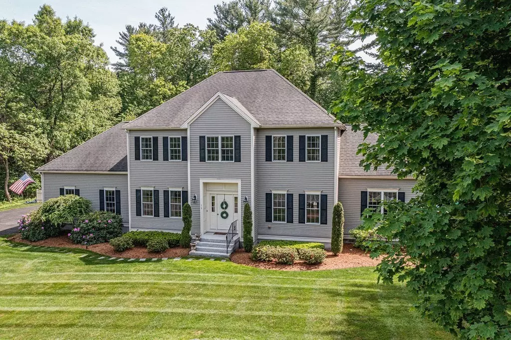 Easton, MA 02375,15 Granite Ln