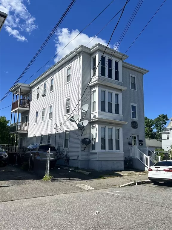 16 Hancock St, Brockton, MA 02301