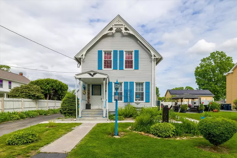 31 Highland St, Southbridge, MA 01550