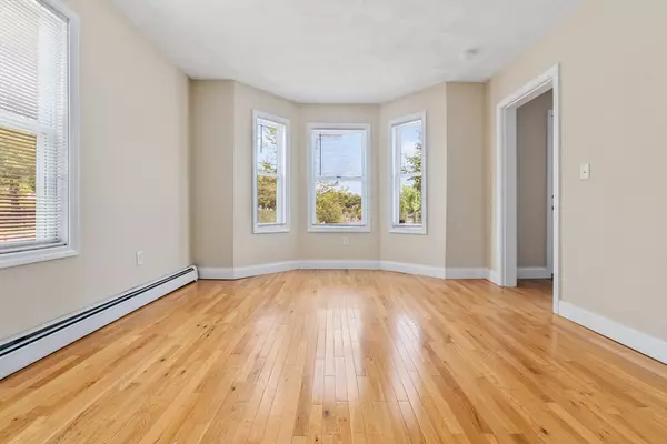 Beverly, MA 01915,69 Hale St #1