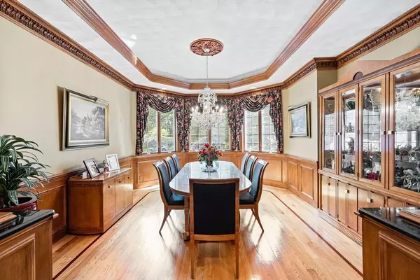 Lynnfield, MA 01940,37 Grey Lane