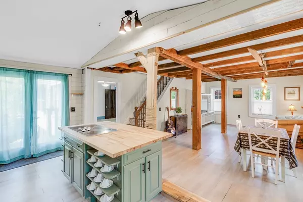 Ipswich, MA 01938,64 Linebrook Rd